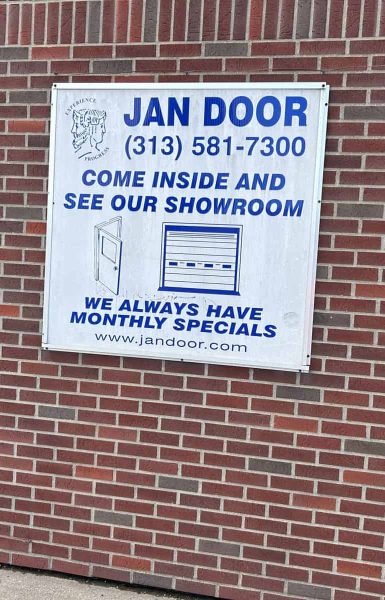 Thompson Trenchless and Hydro Jetting offers monthly specials and can recommend experts for drain help and hydro jetting.