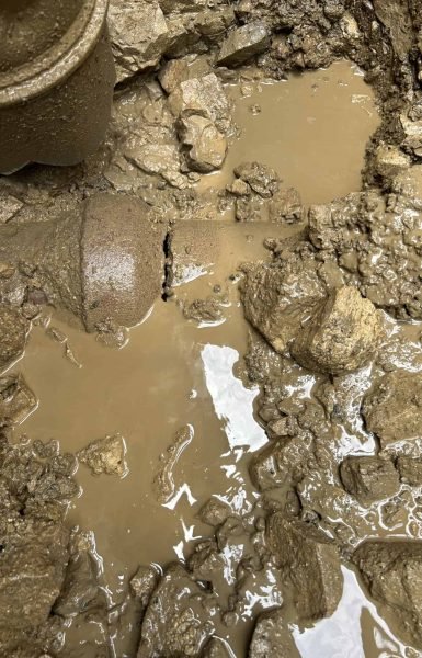 Thompson Trenchless and Hydro Jetting can fix broken pipes in wet, muddy areas where repairs are needed.