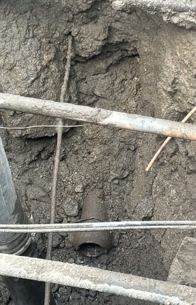 Thompson Trenchless and Hydro Jetting fixes broken pipes underground to keep water flowing safely and prevent leaks.